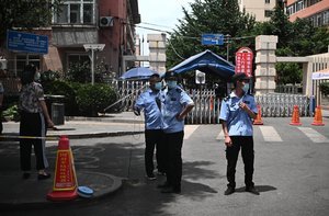 官方罕有警告疫情出乎意料嚴峻 京城大排查