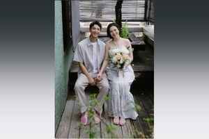 劉品言與連晨翔分享結婚喜訊 甜晒多張合照