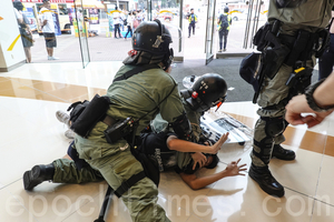 組圖：10.13港民抗暴 警方拘捕多人