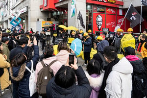 南韓聲援香港集會 大陸遊客：中共必滅亡