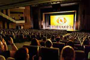 神韻布拉格再爆滿 獲獎專家讚演出完美無瑕