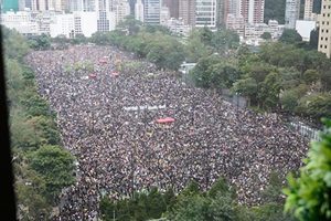 香港「一國兩制」後 為何爆發多次抗議潮