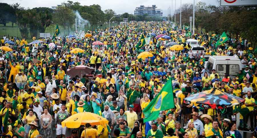 博爾索納羅挑戰巴西大選結果 質疑機器選票