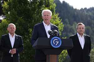 拜登敦促G7團結一致 加強制裁俄羅斯