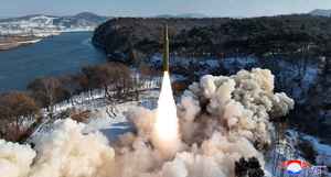 北韓試射中遠程彈道導彈 美日韓譴責