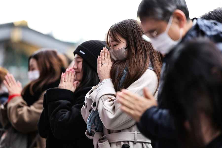 【圖輯】新年首個工作日 日本上班族到神社祈福