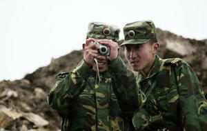中共為士兵配「自毀裝置」 7年前已裝備女兵