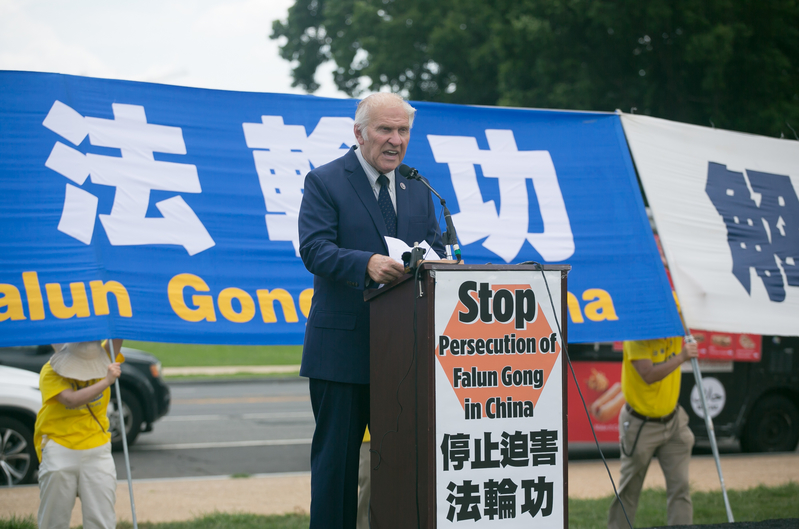 美聯邦眾議員：中共犯下的罪行罄竹難書
