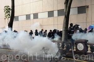 【11.18反暴政直播】港人湧向理大聲援學生 彌敦道油麻地抗爭