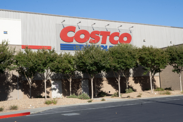 Costco推出Nike聯名款運動鞋 轉售價格飆漲