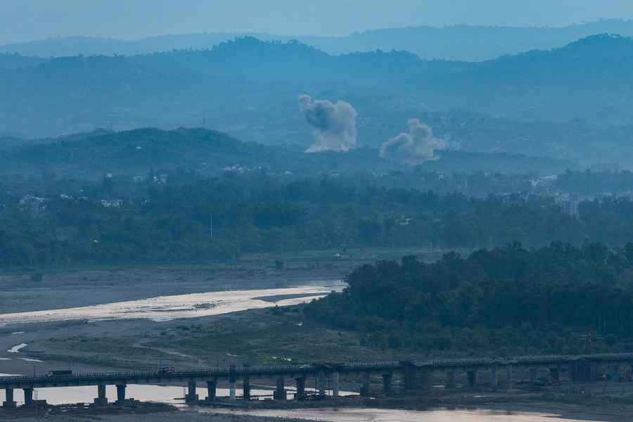 印巴衝突升級 雙方互相襲擊對方軍事基地
