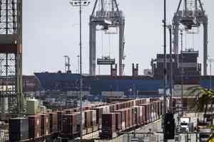 中共下調對美商品關稅 暫停對數十美企制裁