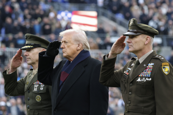 【圖輯】特朗普觀看陸海軍大學欖球賽