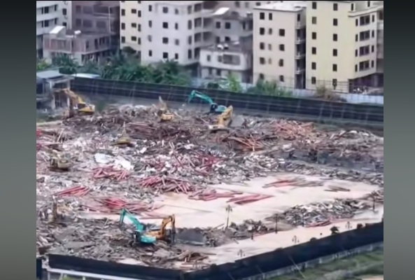 潮汕豪宅「英之園」一夜間被夷平 現場畫面曝光