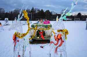 【圖輯】新世紀聖誕市集 傳遞節日精神與美好