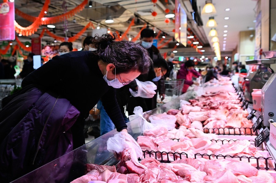 大陸生豬價格上漲 專家預料12月或高位下滑