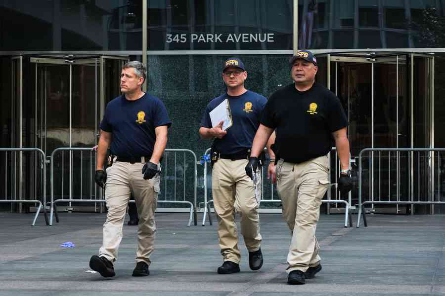 曼哈頓大規模槍擊事件後 紐約國會議員敦促紐約人保持「警惕」