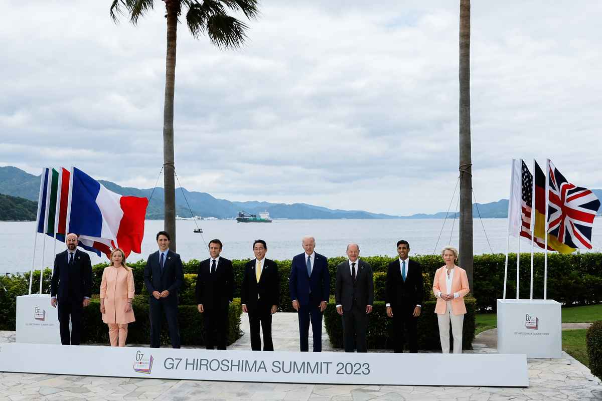 2023年5月20日，G7領導人在舉行經濟安全工作午餐會議前合照。（JONATHAN ERNST/POOL/AFP via Getty Images）