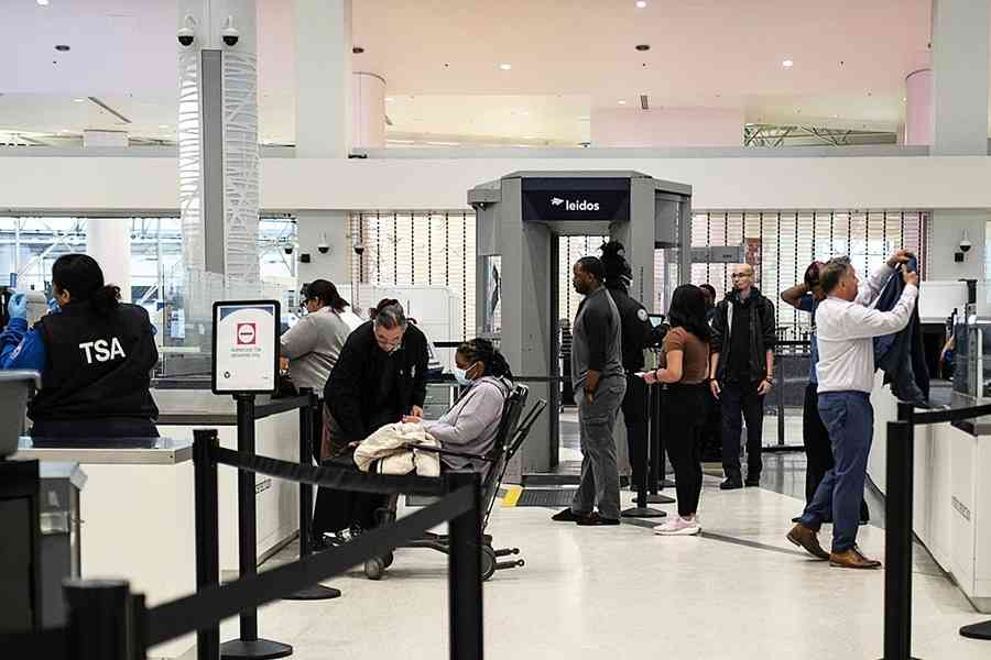 美國運輸安全局：已有460名機場安檢人員辭職