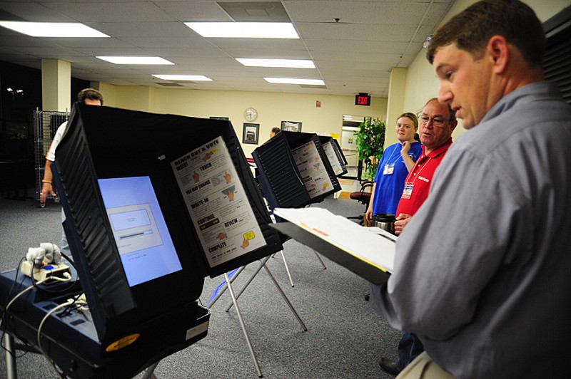 圖為紐約州的投票機器。（Getty Images）