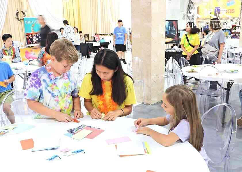 紐約華裔少年憑藉摺紙技術贏得2.5萬美元