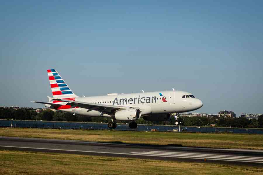 美國航空「豪華升級」搶客 抗衡達美與聯合航空