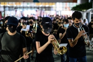 組圖：9.18九龍塘快閃音樂會 表演反送中歌曲