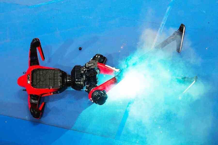 鍾原：北京人形機械人比賽的火爆翻車