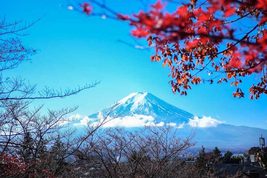 日本80歲老翁登頂2230次 富士山為何吸引人？