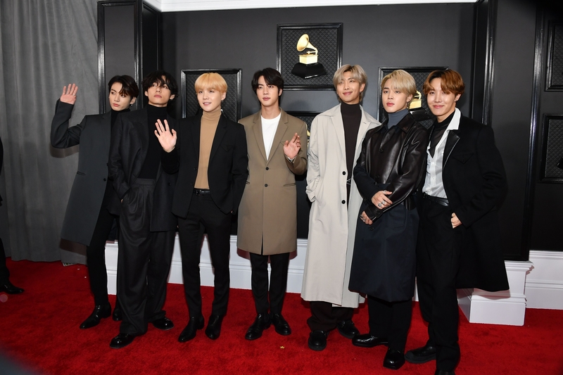 Grammy Awards因疫情延期 BTS取消出國行程