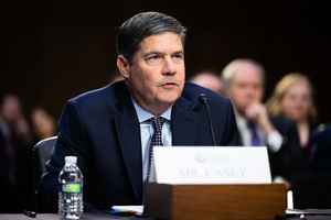 情報高官:中共間諜瞄準美企內心懷不滿員工