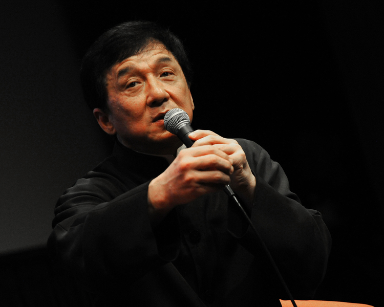 成本超3億 成龍新片香港上映2天票房不足10萬