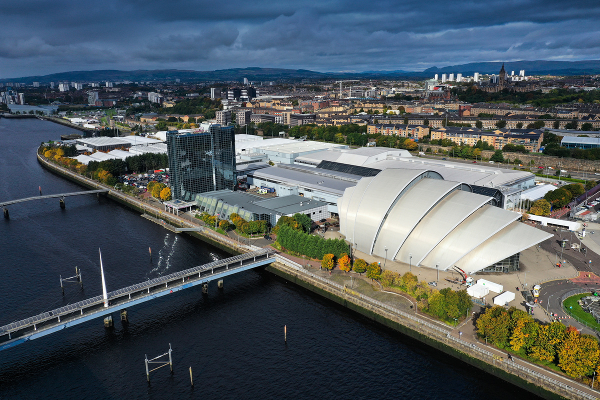 2021年10月13日，位於蘇格蘭格拉斯哥（Glasgow）的蘇格蘭活動中心（SEC）全景。COP26氣候峰會將於10月31日（周日）至11月12日（周一）在這裏召開。（Jeff J Mitchell/Getty Images）