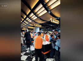 胖東來分資產風波引關注 李承鵬：企業家快跑