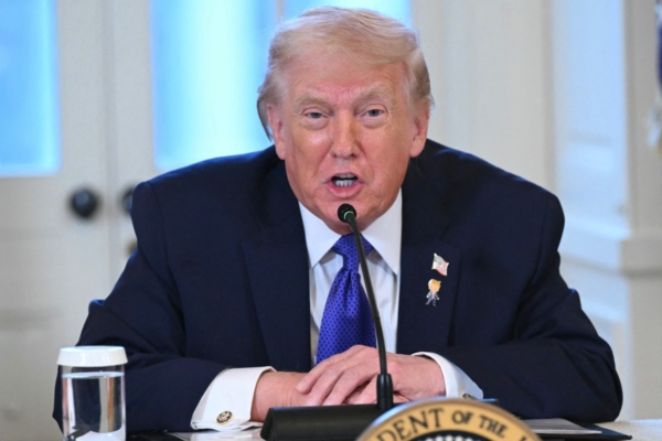 伊朗民眾不畏封網持續抗議 特朗普發聲力挺