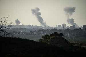 以軍：哈馬斯發射火箭彈 五百多枚落在加沙