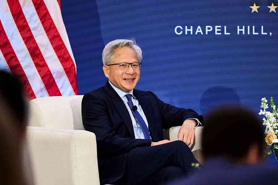 99%員工為何願跟黃仁勳打天下？7原因曝光