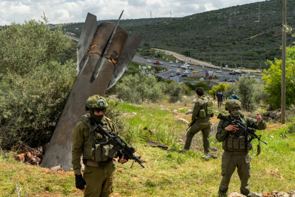 伊朗再對以色列發動多輪導彈攻擊