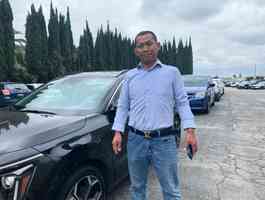 旅美中國民運人士車胎遭破壞 險釀重大車禍