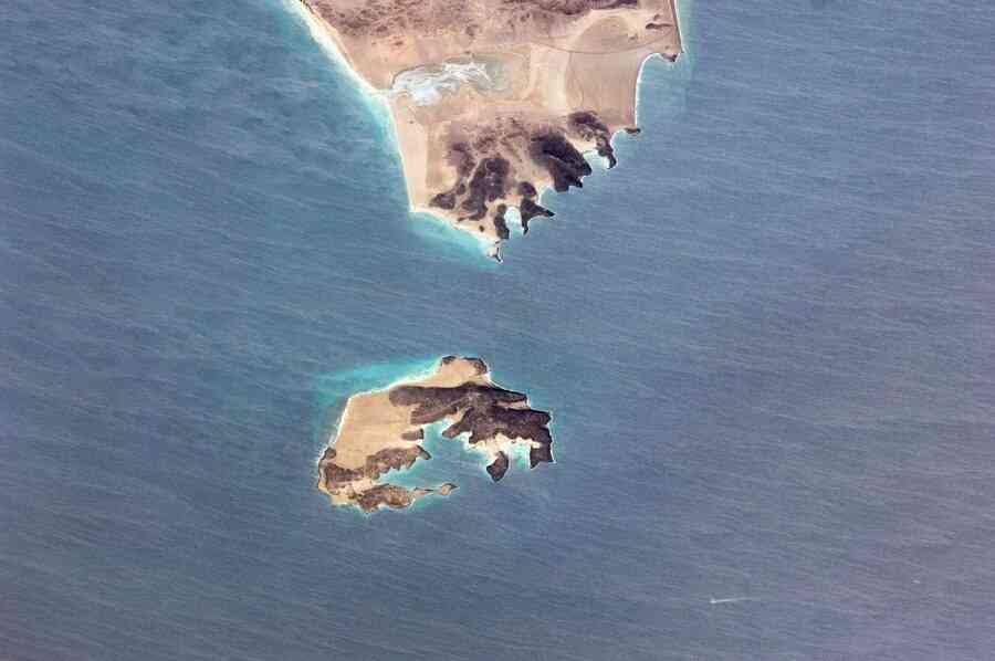 胡塞武裝攻佔曼德海峽要地 沙特以空襲回應
