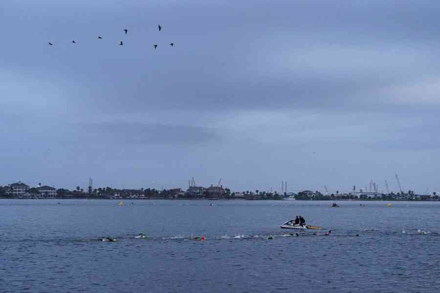 墨西哥軍機在德州墜毀 五死兩傷一失蹤