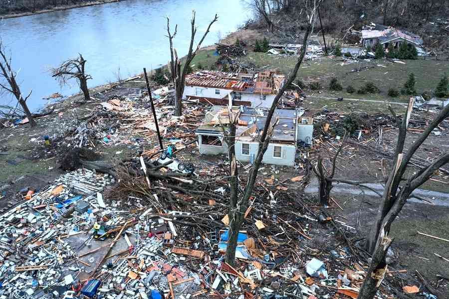 美國中西部遭龍捲風吹襲 至少2死多傷（多圖）