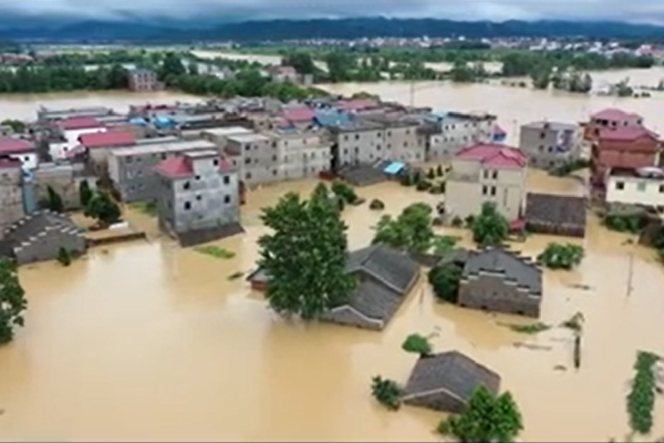 中共黨媒 賣萌 報道洪災引網民怒批 大紀元時報香港 獨立敢言的良心媒體 中共黨媒 賣萌 報道洪災引網民怒批 大紀元時報香港 獨立敢言的良心媒體