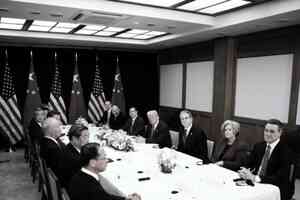 專家析習特會:中方認慫 習拘謹全程念稿