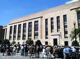 美國全球媒體總署及美國之音裁撤532職位