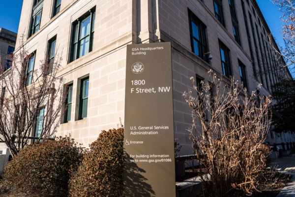 美政府重啟 聯邦機構從周六開始補發工資