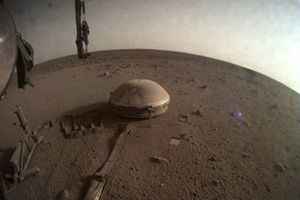電量見底 NASA洞察號火星車釋出告別照