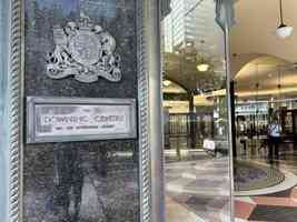 楊蘭蘭律師否認新指控 案件再延期