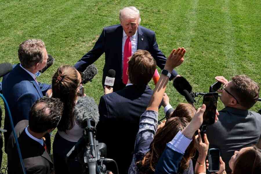 特朗普稱美國將獲伊朗所有核塵埃 否認涉金錢交易