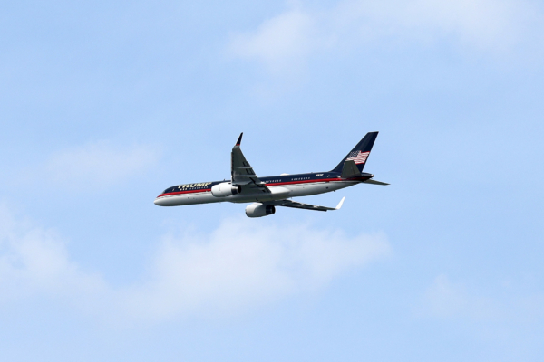 私人飛機飛行員的薪資有多少？有何優缺點？